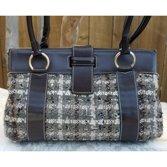 Lovely St. John Collection  Jacquard handbag - Picture 2 of 16